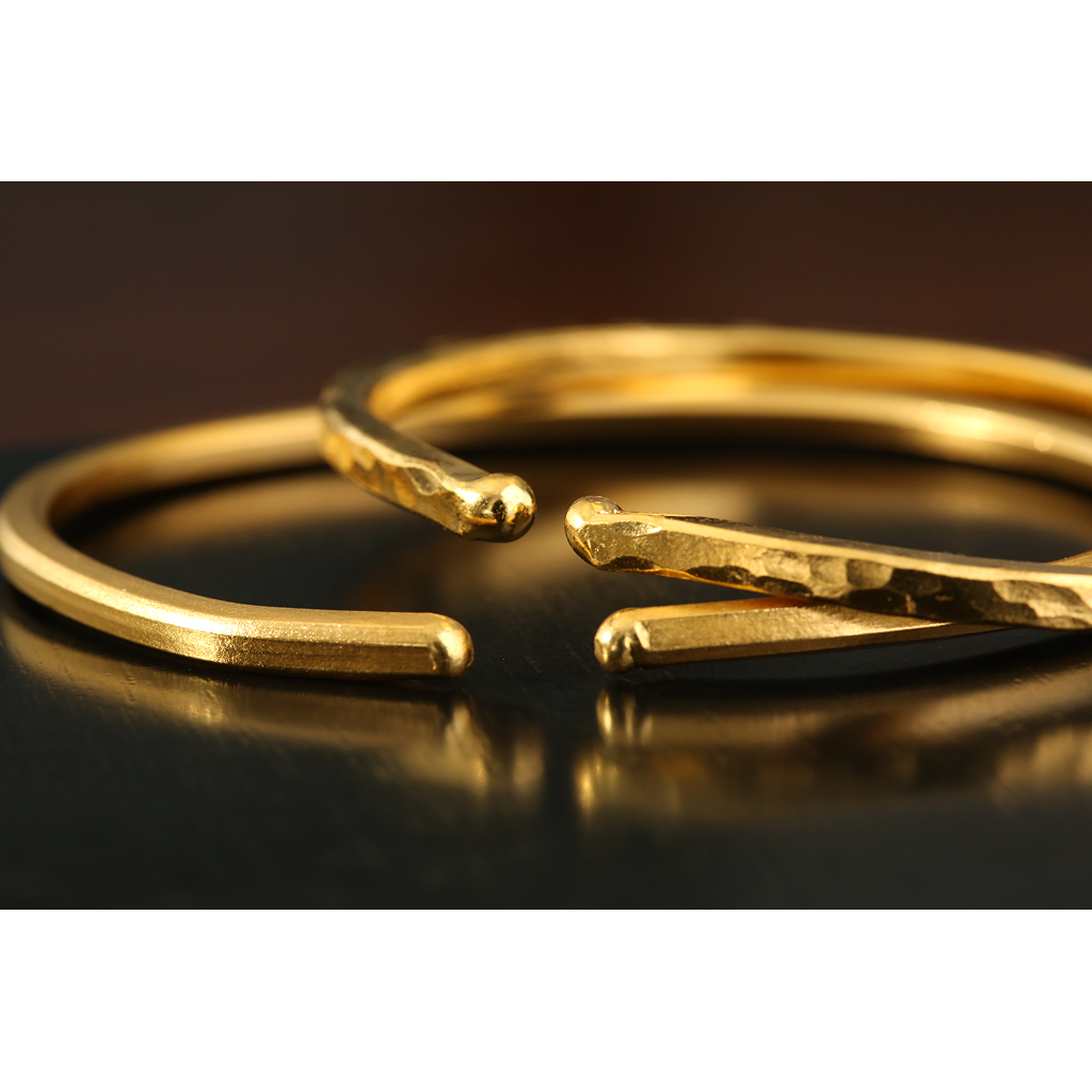 1 OZ GOLD BRACELET POLISHED NO PACKAGING - Reverse